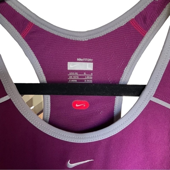 NIKE TANK TOP RUNNING FIT DRY NWT SIZE LARGE - Picture 3 of 4